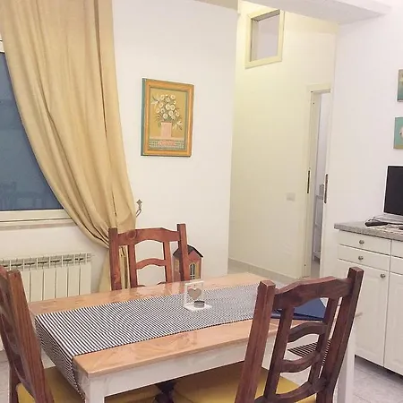 Sleeps 2 Апартаменты Ассизи