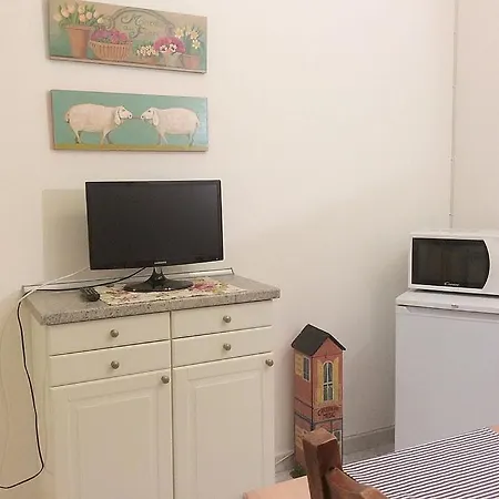 Апартаменты Sleeps 2 Ассизи